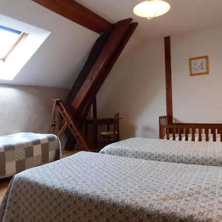 Audes, 6 Pieces, 15 Personnes - Fr-1-489-144 Hotel Audes