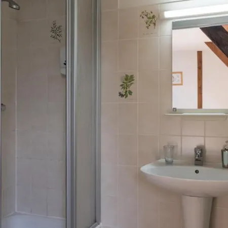 Grand Gite De Charme Avec Cheminee Pres De Montlucon, Jardin, Jeux Enfants, Animaux Acceptes - Fr-1-489-144 * Audes